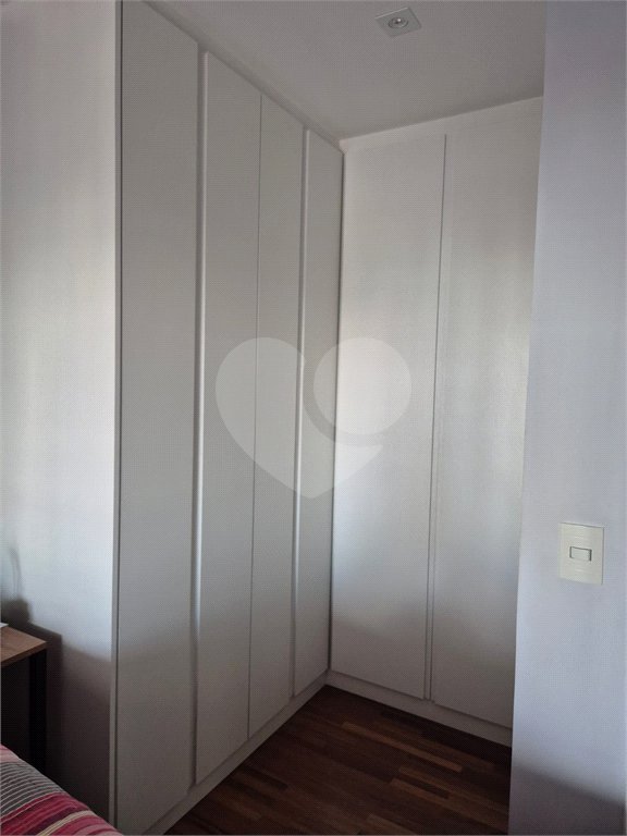 Apartamento à venda com 2 quartos, sendo 1 suíte,  em Quarta Parada, São Paulo, SP