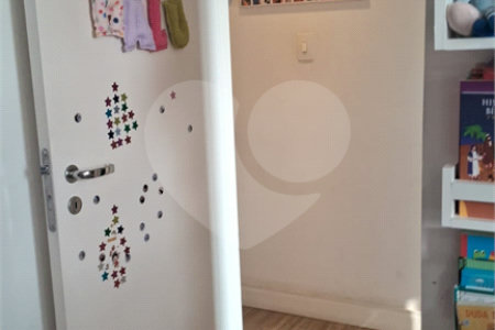 Apartamento à venda com 3 quartos, sendo 1 suíte, em Água Branca, São Paulo, SP