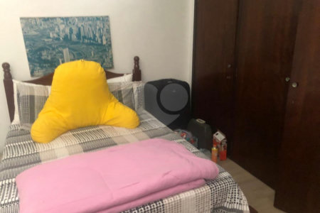 Casa de Vila à venda com 4 quartos, sendo 2 suítes, em Jardim dos Estados, São Paulo, SP