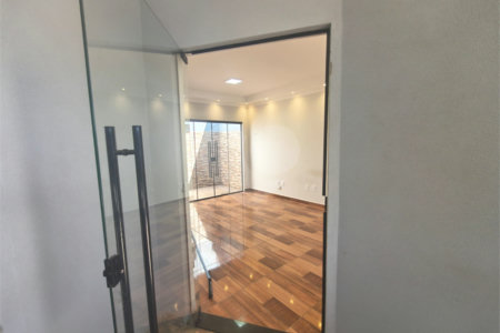 CASA A VENDA NO JD. FLAMBOYANT EM SÃO CARLOS