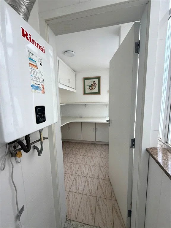 Triplex à venda ou para alugar com 3 suítes em Vila Suzana, São Paulo, SP
