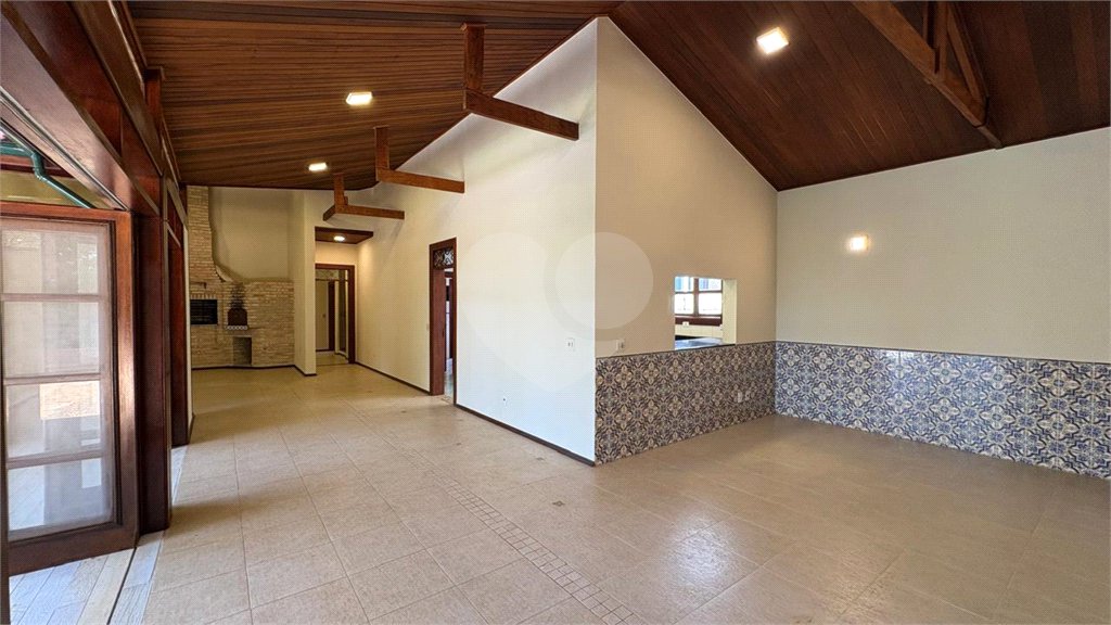 Casa à venda com 4 suítes no condomínio Vivendas do Lago, Sorocaba - SP