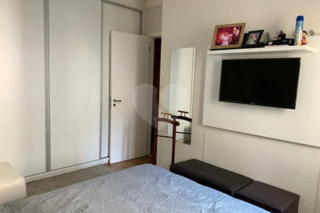 Apartamento à venda com 3 quartos em Moema, São Paulo, SP