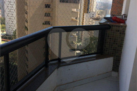 Apartamento à venda com 3 suítes em Vila Suzana, São Paulo, SP