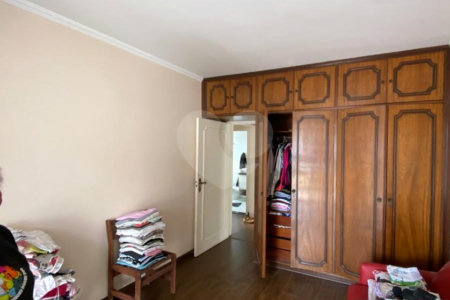 Sobrado à venda com 4 quartos, sendo 2 suítes, em Vila Aurora (zona Norte), São Paulo, SP