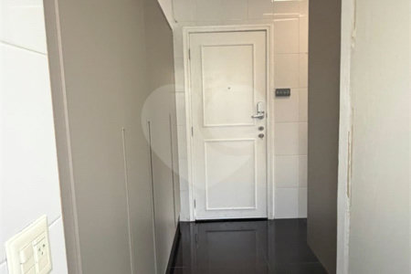 Apartamento à venda com 4 quartos, sendo 3 suítes, em Itaim Bibi, São Paulo, SP