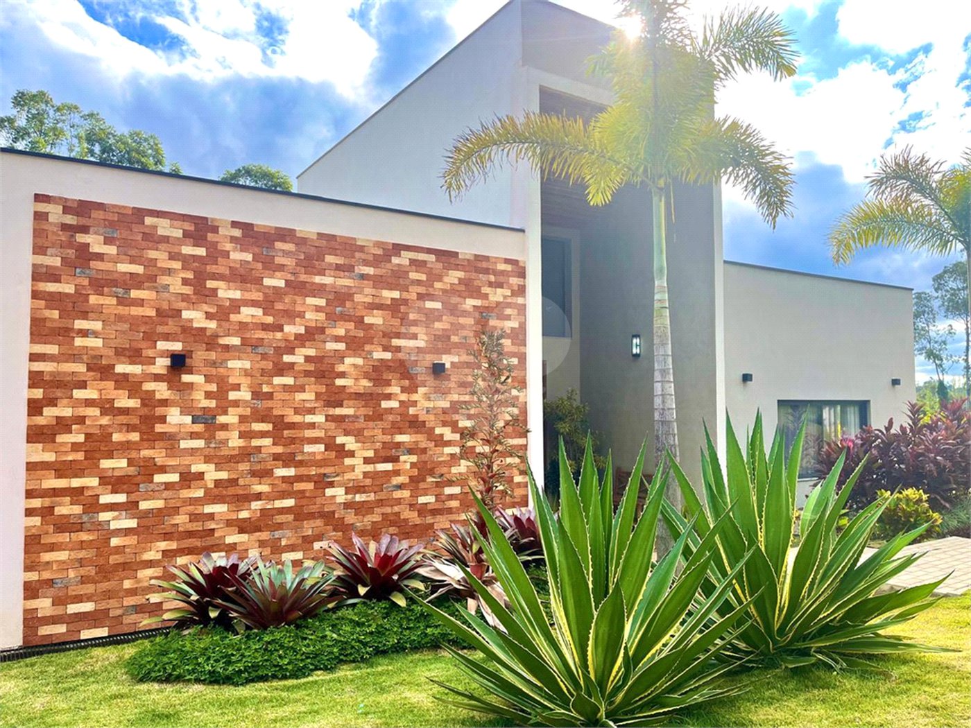 Casa à venda com 5 suítes no condomínio Terras de São José, Itu - SP
