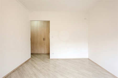 Casa à venda com 4 quartos, sendo 2 suítes, no condomínio Lake Louise, São Paulo - SP