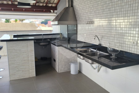 Casa Térrea à venda com 5 quartos, sendo 2 suítes, em Água Fria, São Paulo, SP