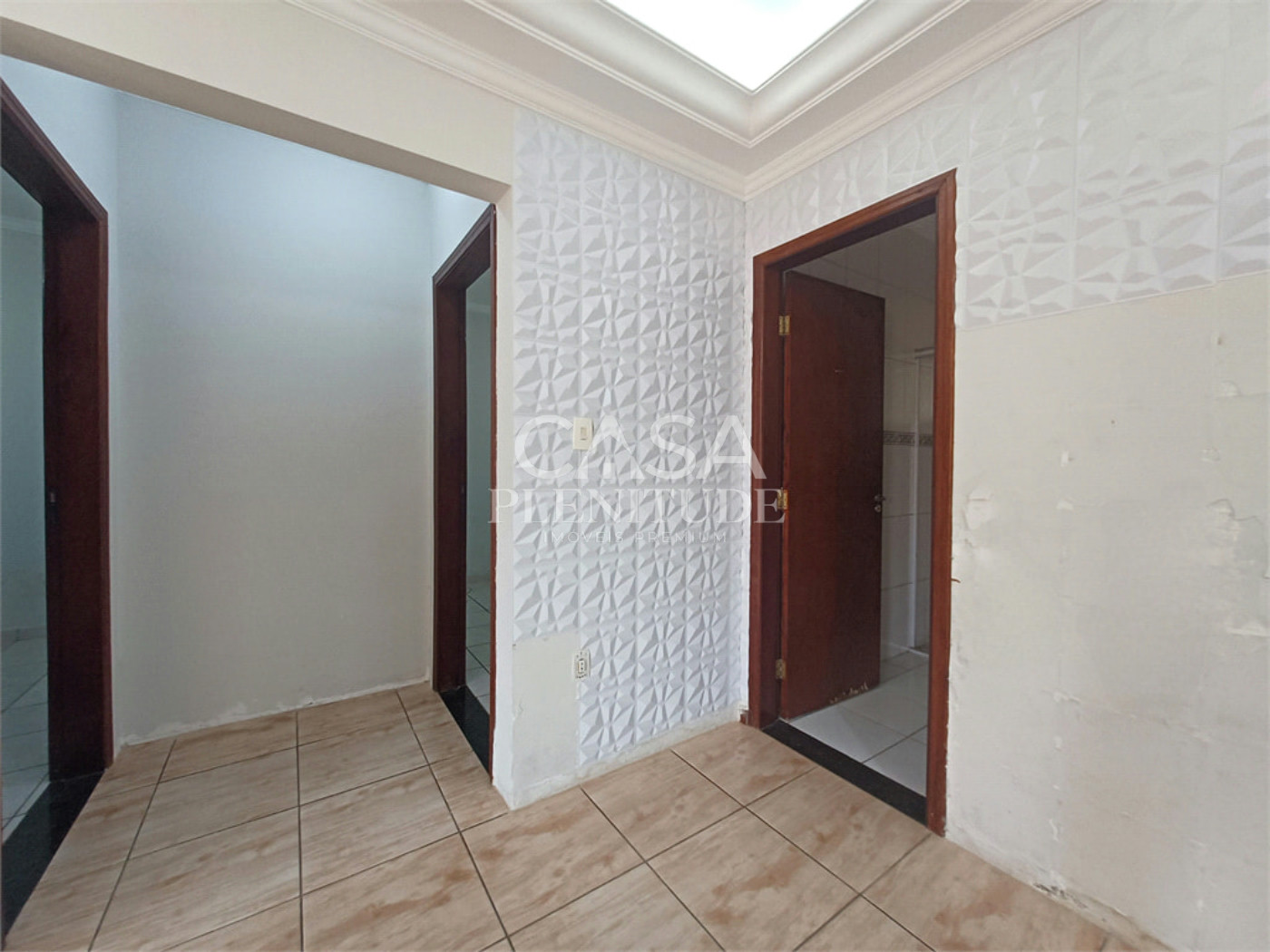 Casa à venda com 4 quartos, sendo 2 suítes, em Jardim Residencial Deolinda Guerra, Sorocaba, SP