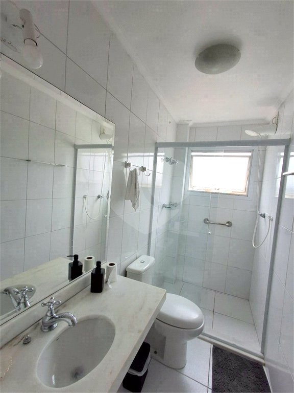 Apartamento à venda com 1 quarto em Vila Alzira, Guarujá, SP