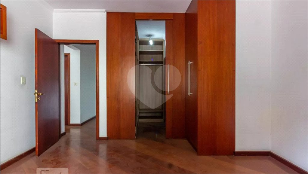 Sobrado à venda com 4 suítes em Butantã, São Paulo, SP