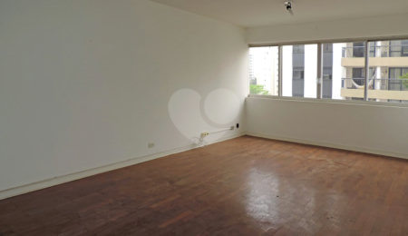 Apartamento à venda com 3 quartos, sendo 1 suíte,  em Cidade Monções, São Paulo, SP
