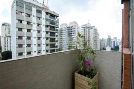 Apartamento à venda com 3 quartos, sendo 2 suítes, em Campo Belo, São Paulo, SP