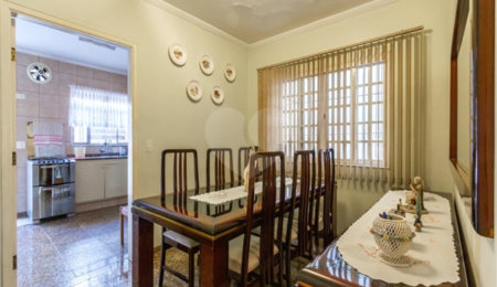 Sobrado à venda com 3 quartos, sendo 1 suíte,  em Chácara Santo Antônio, São Paulo, SP