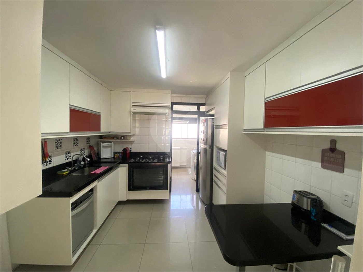 Apartamento à venda com 4 quartos, sendo 2 suítes, em Vila Hamburguesa, São Paulo, SP