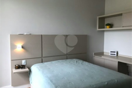 Casa à venda com 3 quartos, sendo 1 suíte, no condomínio Residencial Central Parque, Salto - SP