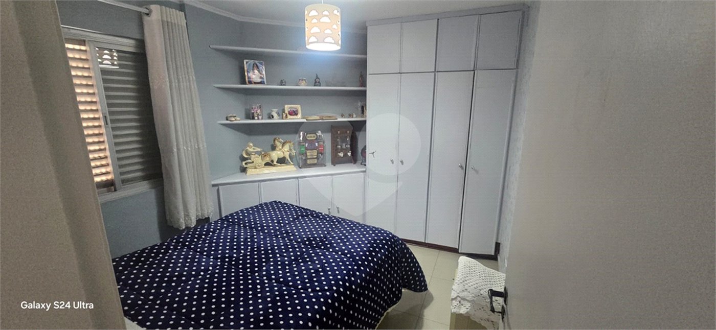 Apartamento à venda com 2 quartos, sendo 1 suíte,  em Vila Monumento, São Paulo, SP