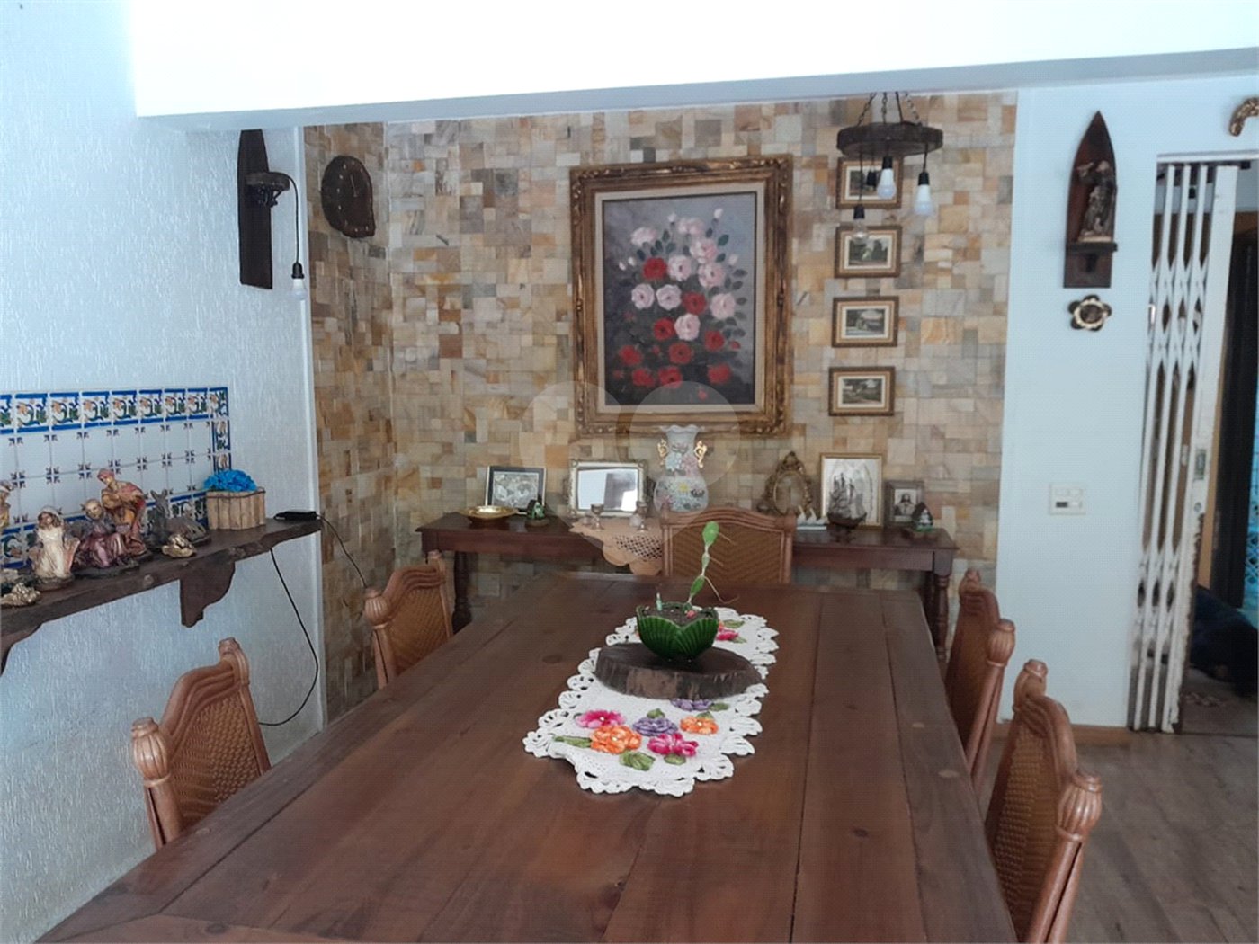 Sobrado à venda com 6 quartos, sendo 3 suítes, em Rolinópolis, São Paulo, SP