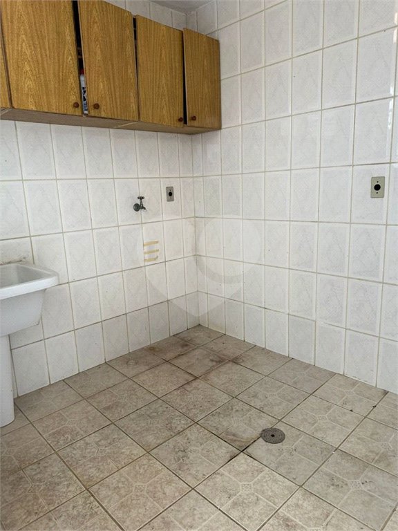 Sobrado para alugar com 3 quartos, sendo 1 suíte, em Vila Gomes Cardim, São Paulo, SP