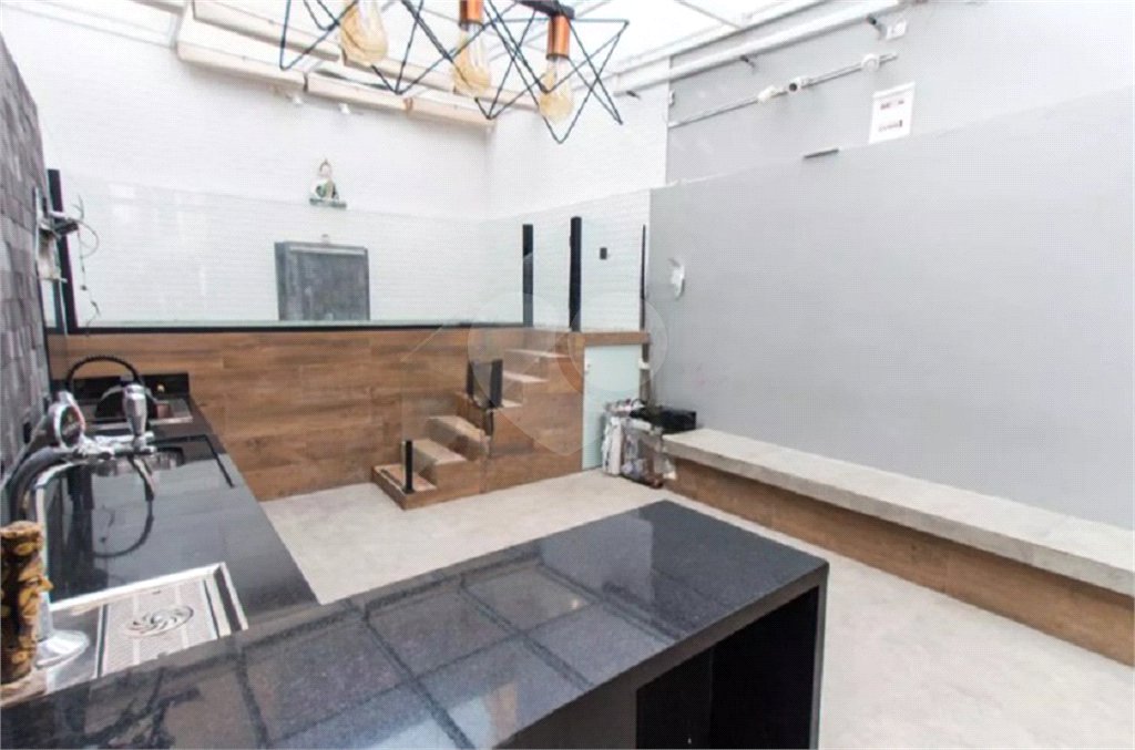 Sobrado à venda com 3 quartos, sendo 1 suíte, em Vila Nivi, São Paulo, SP