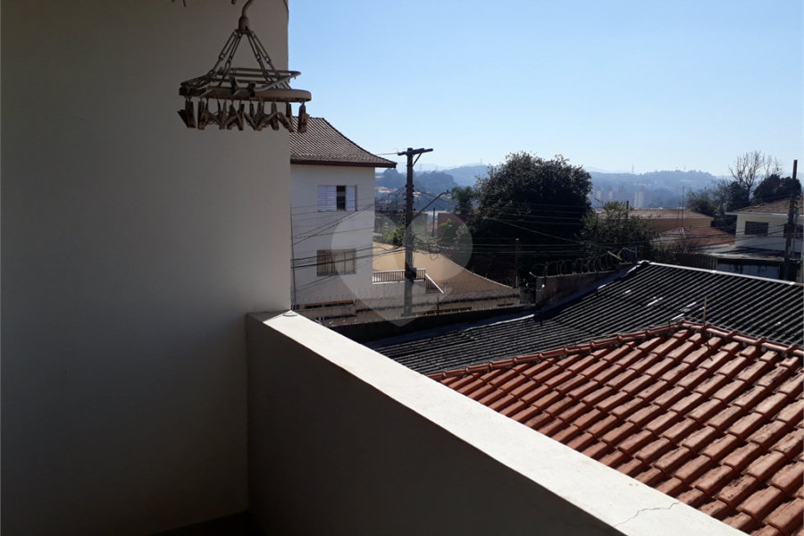Sobrado à venda com 4 quartos, sendo 1 suíte, em Vila Constança, São Paulo, SP