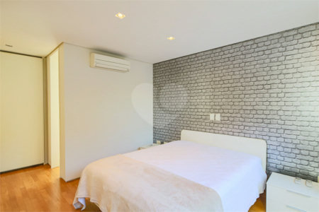 Casa à venda com 4 suítes no condomínio Prime Bauhaus, São Paulo - SP