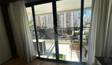 Apartamento à venda com 4 quartos, sendo 2 suítes,  em Pinheiros, São Paulo, SP