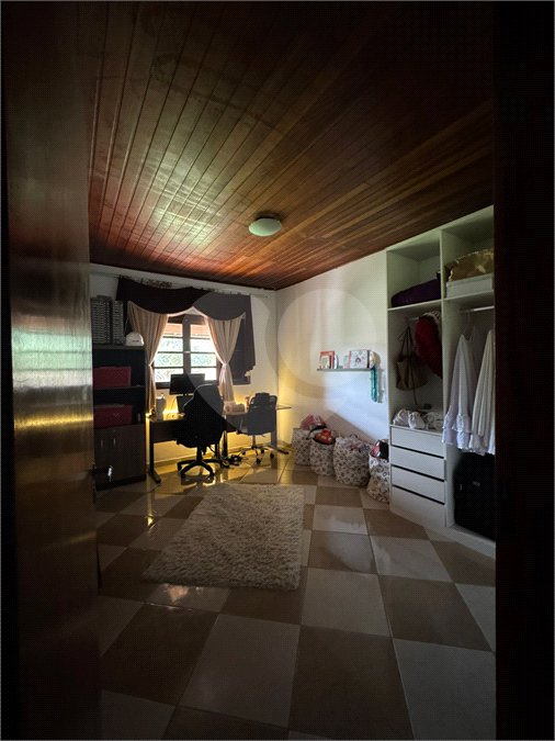 Casa à venda com 3 quartos, sendo 1 suíte, no condomínio Haras São Luiz, Salto - SP