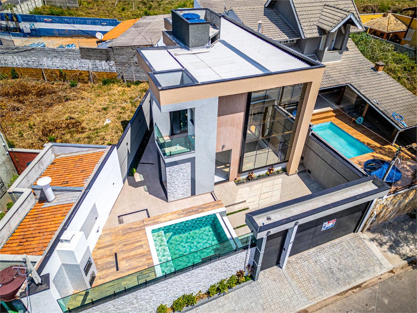 Casa à venda com 3 suítes em Jardim Paulista, Atibaia, SP