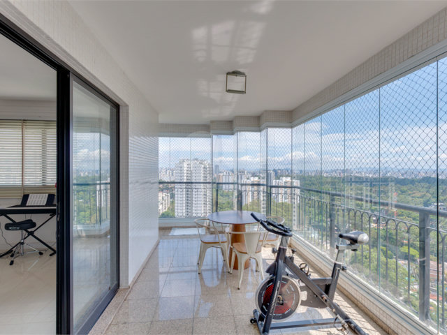 Apartamento à venda com 4 suítes em Alto da Boa Vista, São Paulo, SP