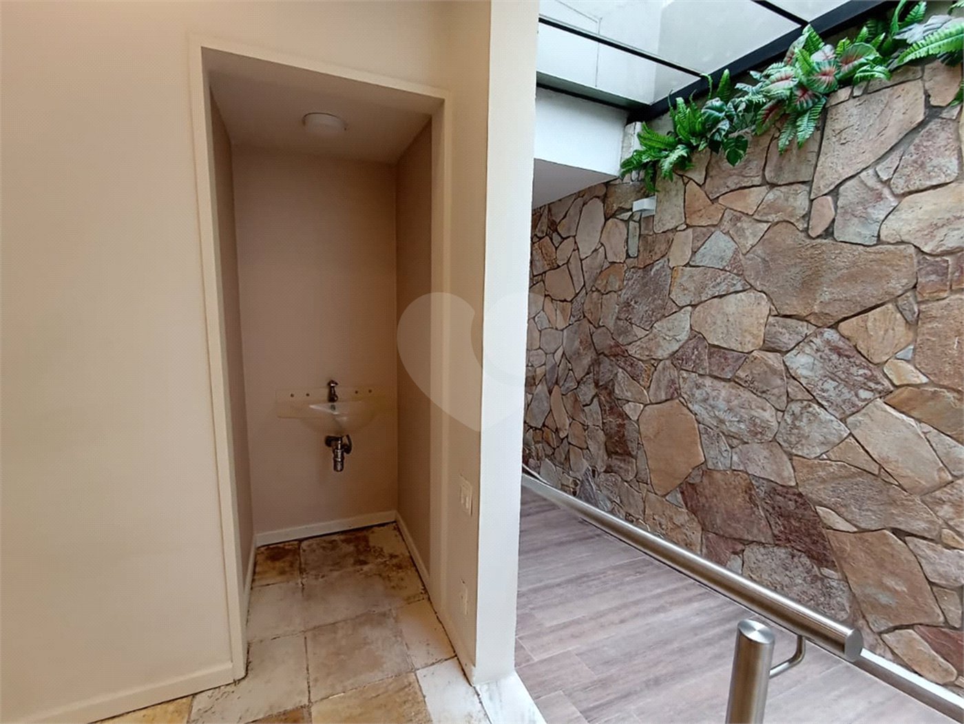 Casa para alugar com 4 quartos, sendo 1 suíte, no Centro, Itapetininga, SP