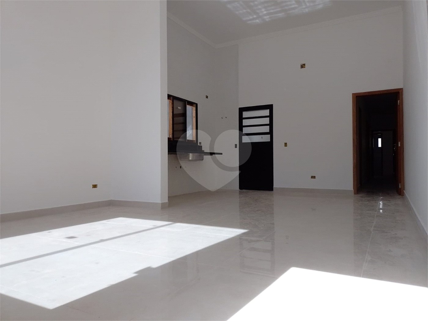 Casa Térrea à venda com 3 quartos, sendo 1 suíte, em Jardim dos Pinheiros, Atibaia, SP