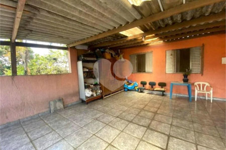 Casa à venda com 2 quartos em Vila Dalila, São Paulo, SP