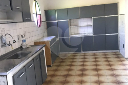 Casa à venda com 5 quartos em Campo Grande, Rio de Janeiro, RJ