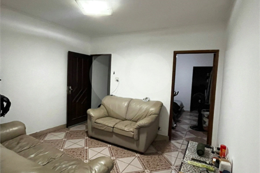 Sobrado à venda com 3 quartos em Tremembé, São Paulo, SP
