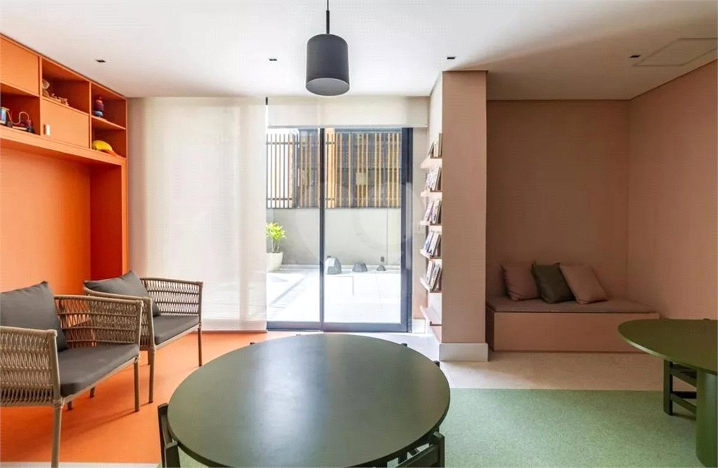 Apartamento à venda com 3 quartos, sendo 1 suíte, em Jardim Paulista, São Paulo, SP