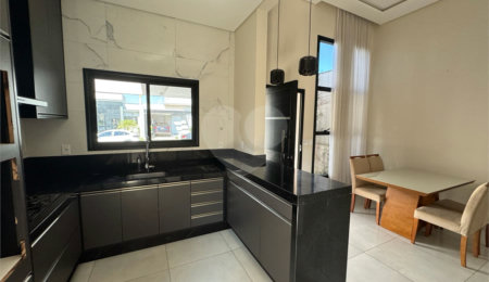Casa à venda com 3 quartos, sendo 1 suíte,  no condomínio Vila Ytu, Indaiatuba - SP