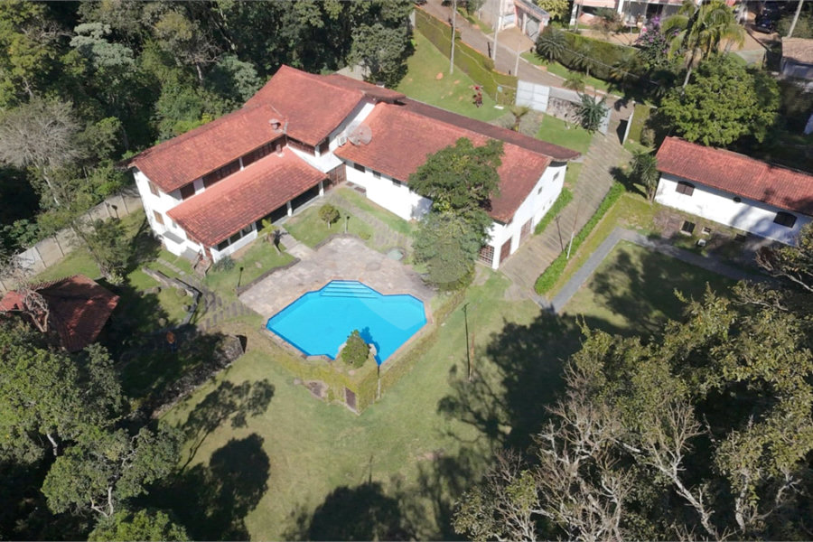 Casa à venda ou para alugar com 4 suítes no condomínio Parque Imperial da Cantareira, Mairiporã - SP