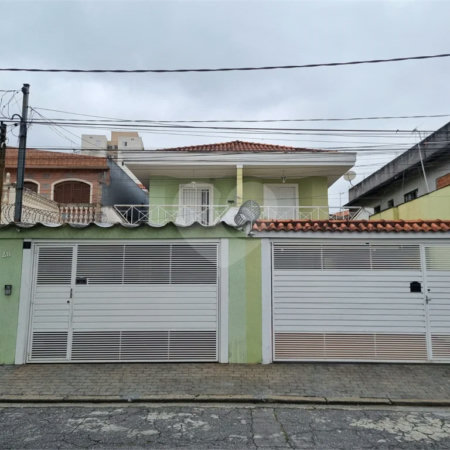Sobrado à venda com 4 suítes em Vila Vitório Mazzei, São Paulo, SP