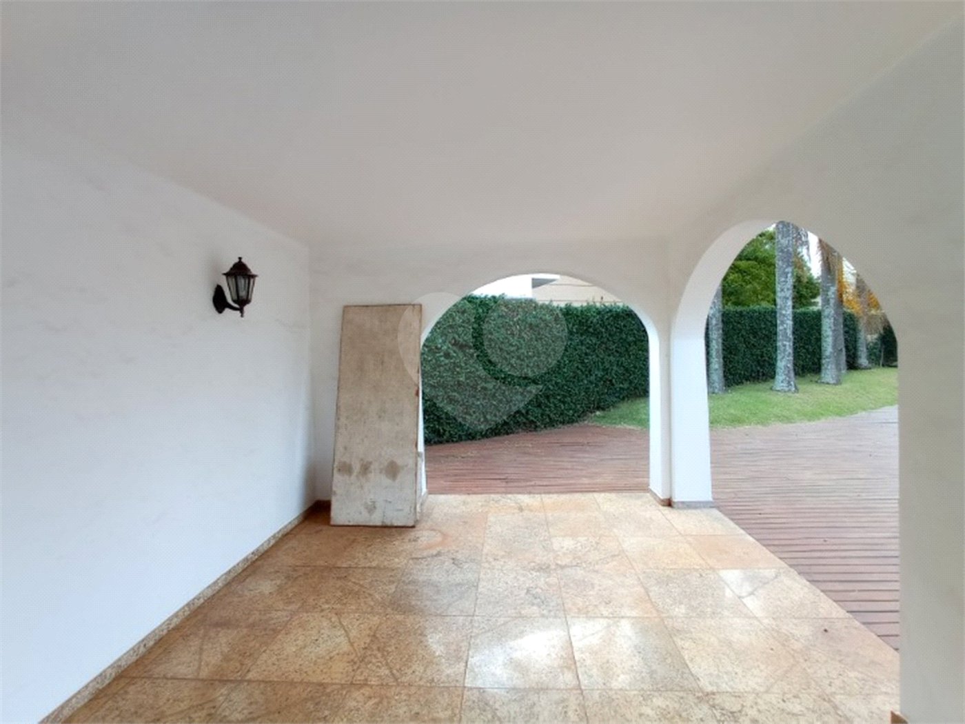 Casa térrea no Condomínio Faber I.