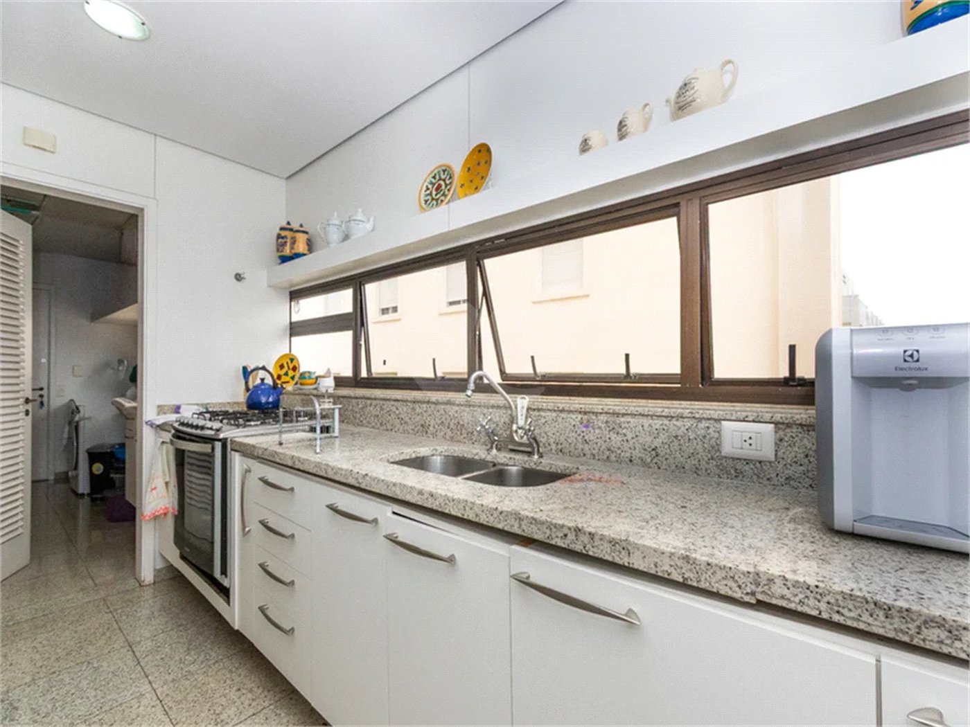Apartamento de 233 m² à venda em Higienópolis com 4 dormitórios.