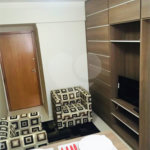 VENDE-SE STUDIO MOBILIADO CENTRO DE SÃO CARLOS.