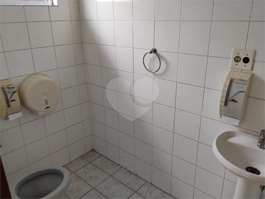 Excelente sala comercial na zona Sul