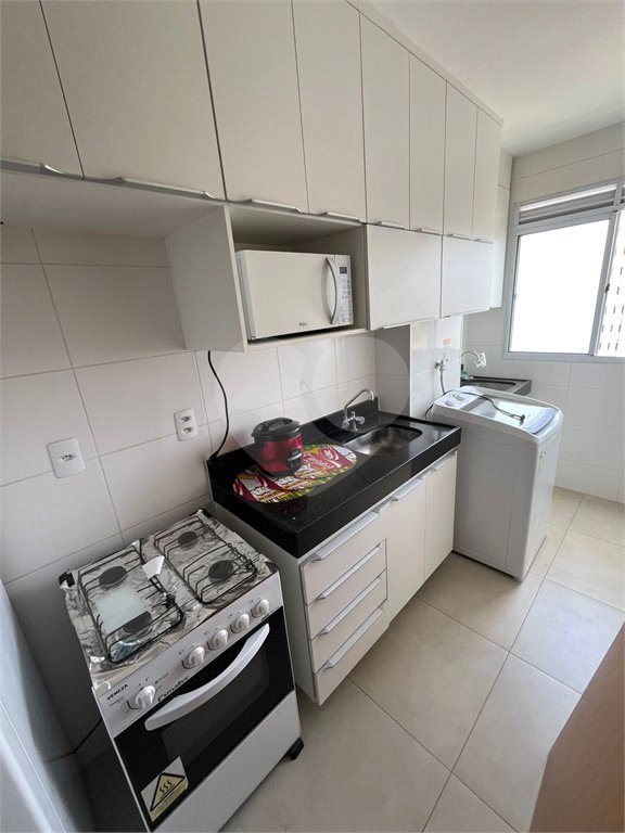 Oportunidade Única no Monte dos Pinheiros – Um lar completo esperando por você