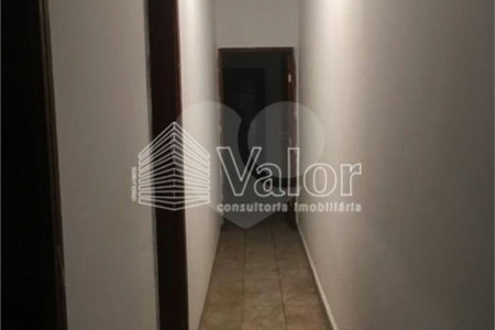 Casa Sobrado com piso cerâmico, com 3 dormitórios no Jardim Ricetti