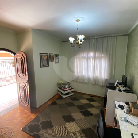 Casa térrea para venda, na Vila Marcelino.