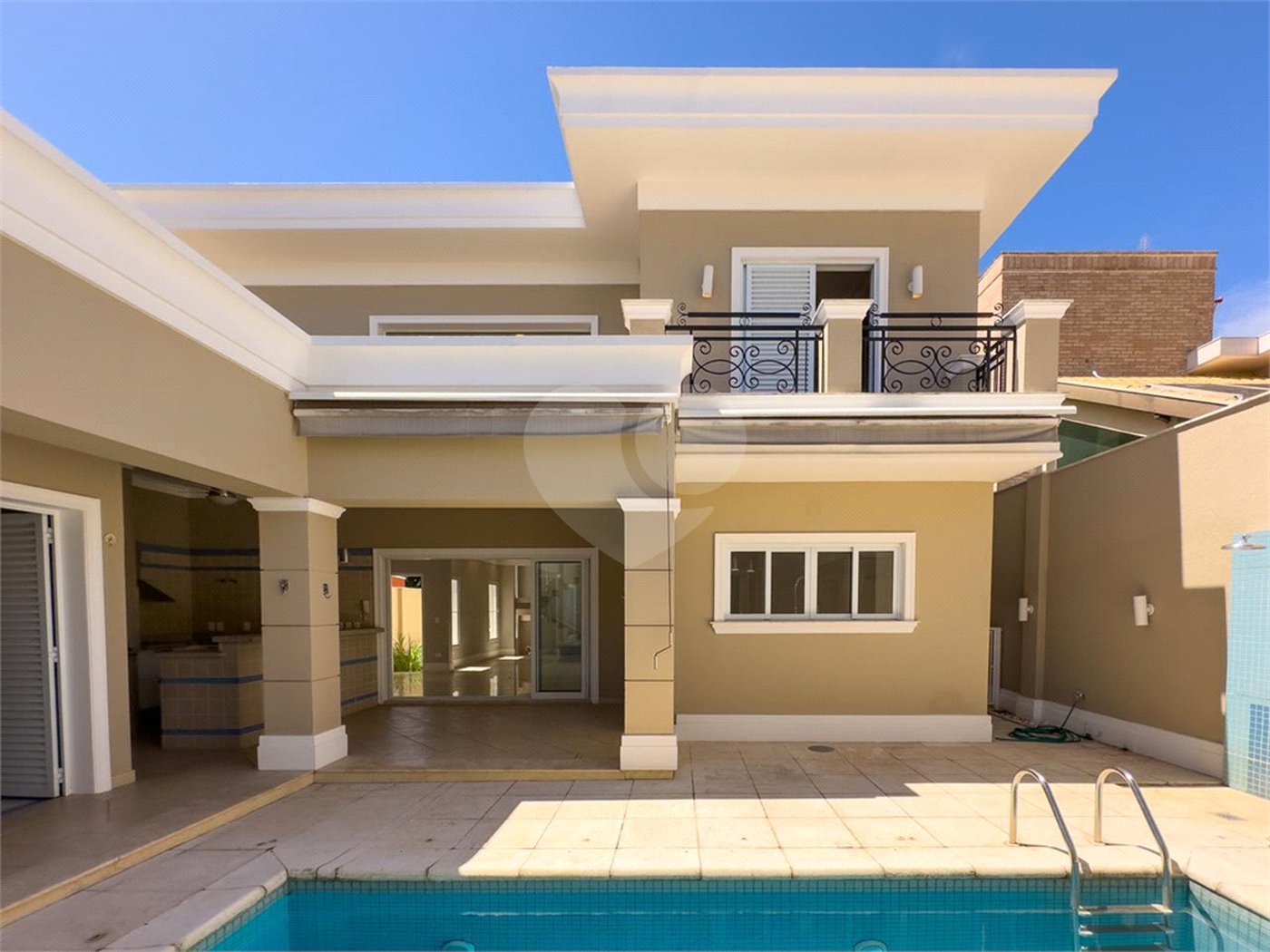 Lindo sobrado para venda em Indaiatuba/SP - Condomínio Esplendor. R$ 3.300.000,00.
