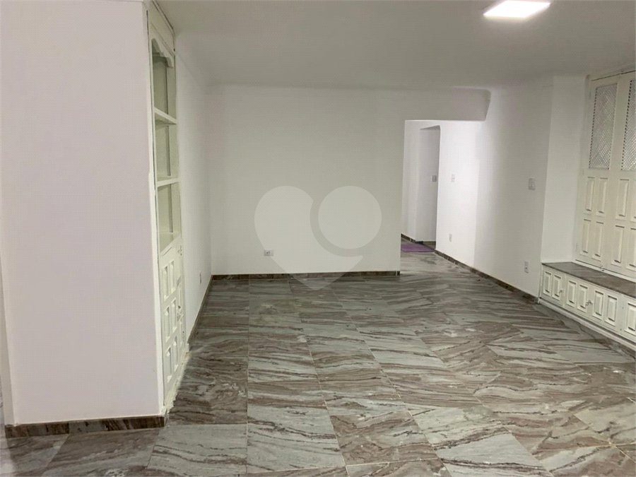 Imóvel Comercial á venda em São Carlos, rua São Sebastião.