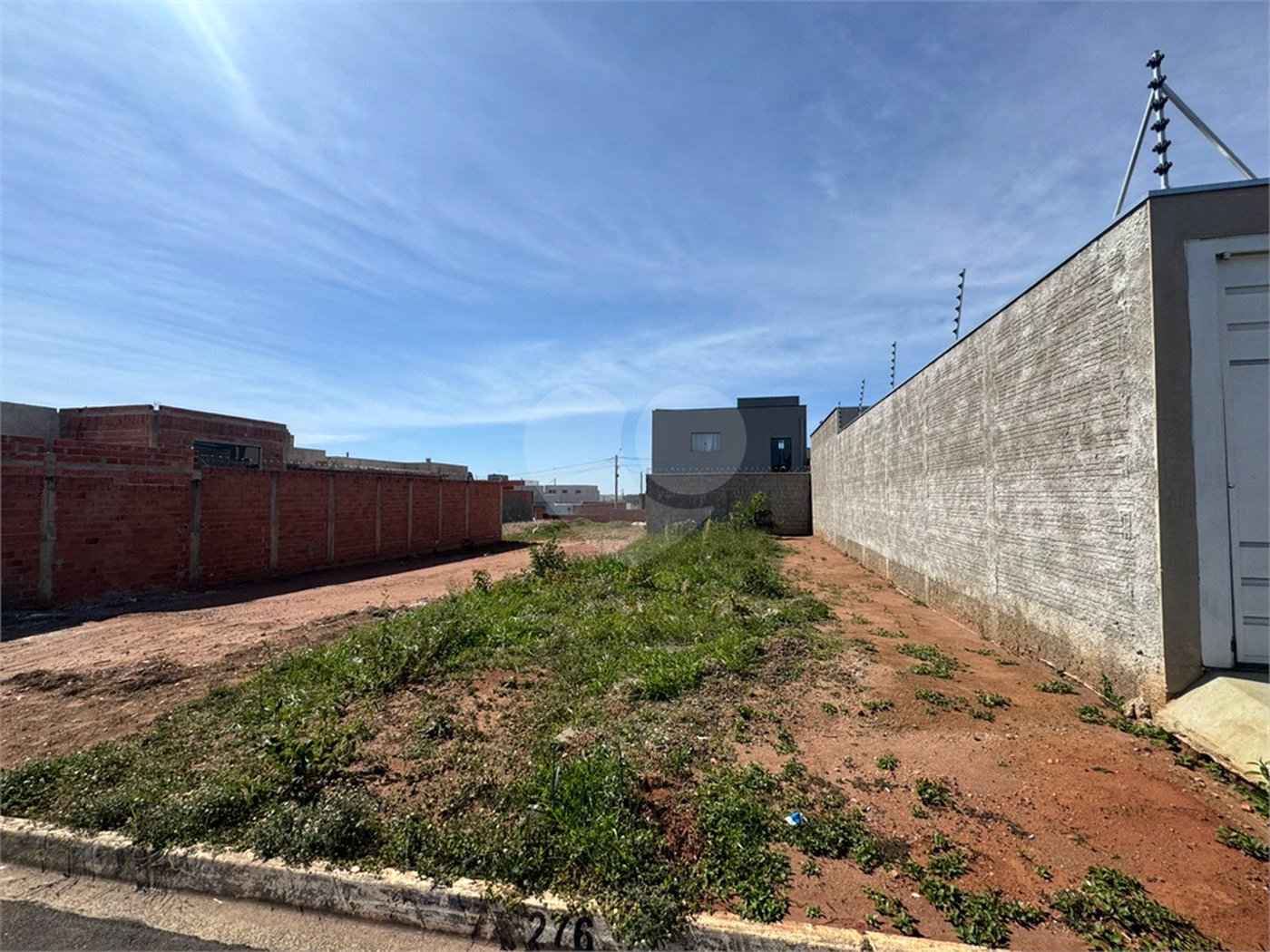 Terreno com 168m2, á venda, em Ibaté.